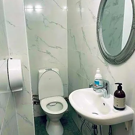 Senate Otel 2*